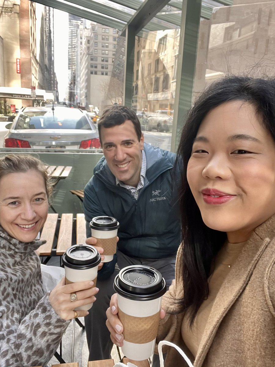 jesshasen's tweet photo. Ready for #legalweek22…but first, oat milk lattes like true coastal millennials @SamanthaLKepler @PerkinsCoie_ESS https://t.co/wxa8g1QKKS