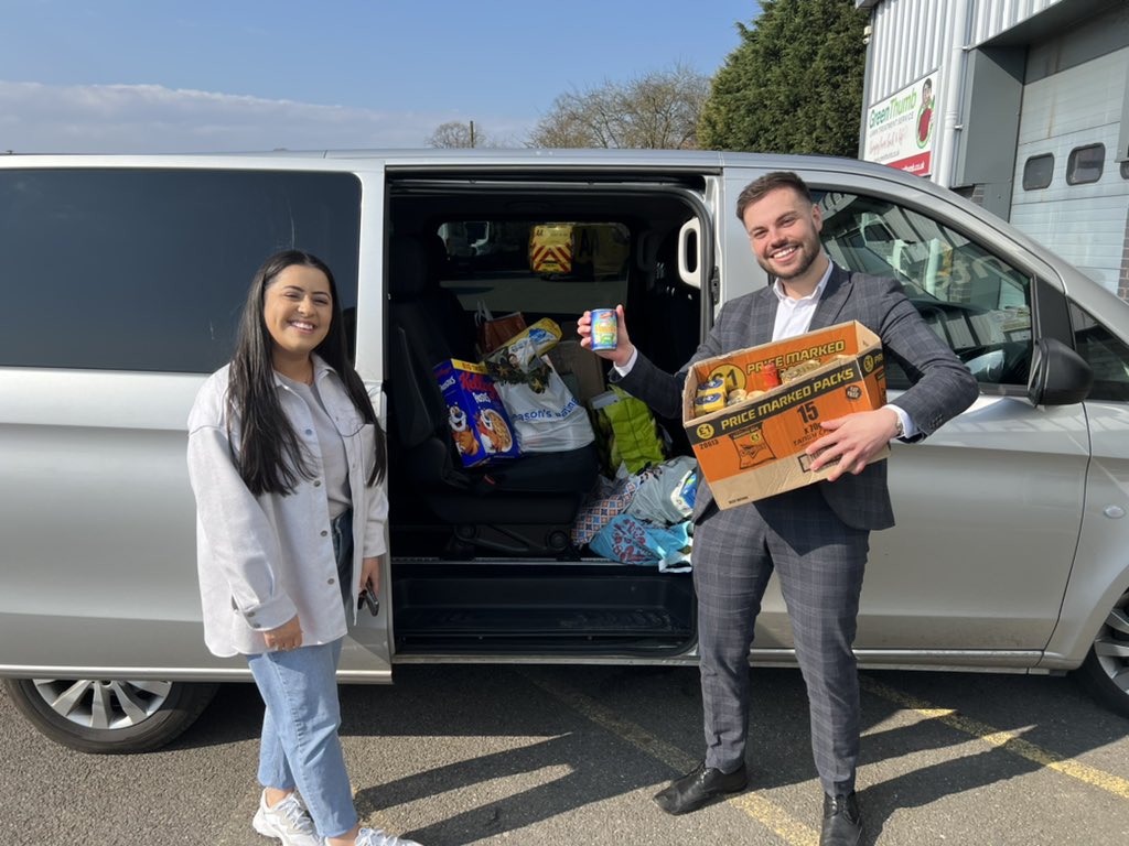 Lee-Ann Gibbs (@leeanngibbs_) on Twitter photo Me and <a href="/jasminedehalx/">jasmine</a> went to <a href="/StaffsWomensAid/">Staffordshire Women's Aid</a> today to take U3J’s food drive donations. Thanks to everyone for your help! Lots of useful food, supplies and goodies. Happy #InternationalWomensDay 💜🤍💚 @U3FFG <a href="/JoeGoodwin1/">Joe Goodwin</a> Me and <a href="/jasminedehalx/">jasmine</a> went to <a href="/StaffsWomensAid/">Staffordshire Women's Aid</a> today to take U3J’s food drive donations. Thanks to everyone for your help! Lots of useful food, supplies and goodies. Happy #InternationalWomensDay 💜🤍💚 @U3FFG <a href="/JoeGoodwin1/">Joe Goodwin</a>