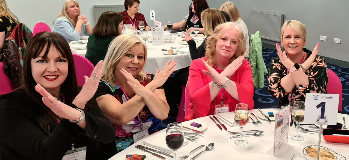 Fabulous lunch with the wonderful <a href="/SueBarnard123/">Sue Barnard</a> celebrating #InternationalWomensDay <a href="/pnefc/">Preston North End FC</a> Very inspirational speakers and amazing guests
#WomeninBusiness #BreakTheBias #InspiringWomen