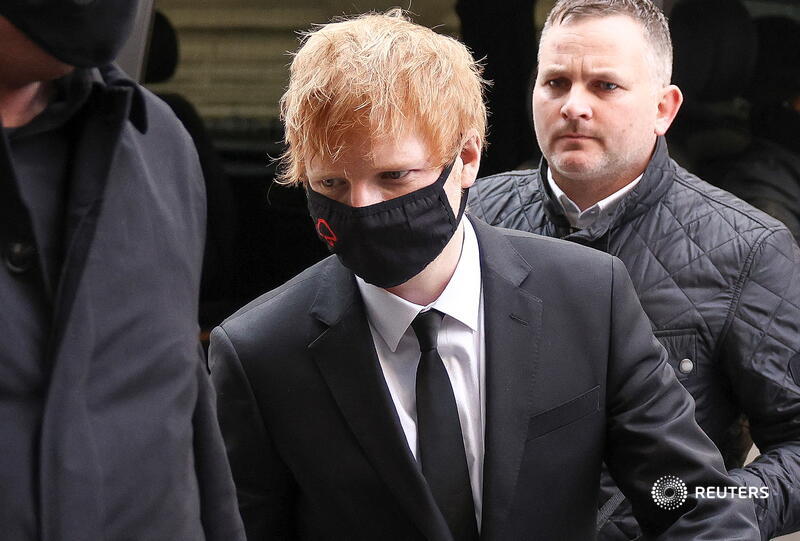 ReutersLegal's tweet photo. British singer-songwriter Ed Sheeran hummed and sang in court as he gave evidence in a copyright trial over his 2017 mega hit "Shape Of You" https://t.co/TcbPq8M41B https://t.co/QtDMha3k7S