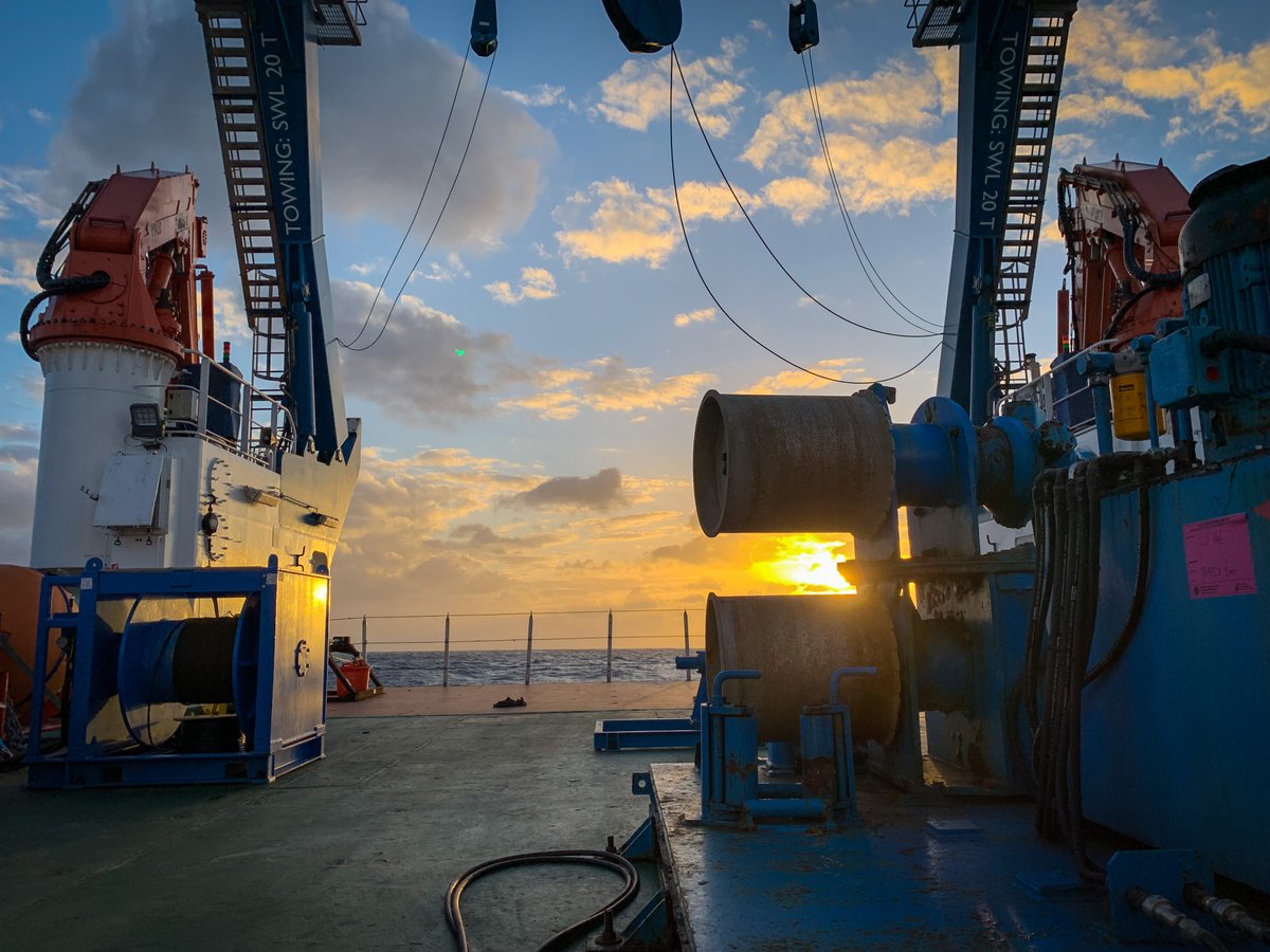NOCnews's tweet photo. #DY146 completed ✅
#RRSDiscovery has returned to Southampton after a successful RAPID expedition!
What's next? #DY149 will trial Autonomous Underwater Vehicle sensors at the Iberian Upwelling as part of the Oceanids programme.
#NMF #OceanFocused #OceanExploration https://t.co/rw2j6rsuyb