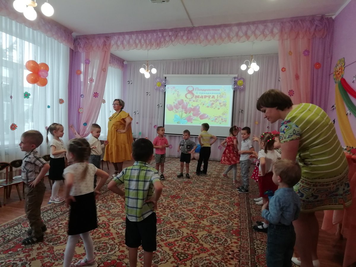 <a href="/ds56_tgl/">МБУ детский сад 56 Красная гвоздика</a> поздравляет всех женщин с праздником Весны! Желаем всем здоровья, красоты и много радости 💐💐💐