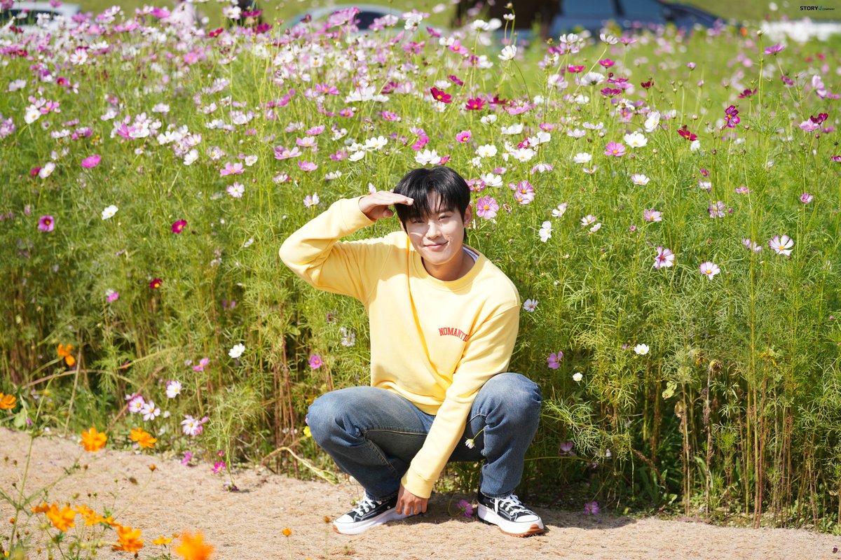 sungcheoI2's tweet photo. @906REEN Hi, 906REEN. Since I'm interested to join this activist thing, here I am bidding my luck to widen my social circle. 

My name is Kim Sung-cheol, an actor under Story J Company. And I'm ready to mingle rather than go home. 🌱 https://t.co/Sri4EoGAUK