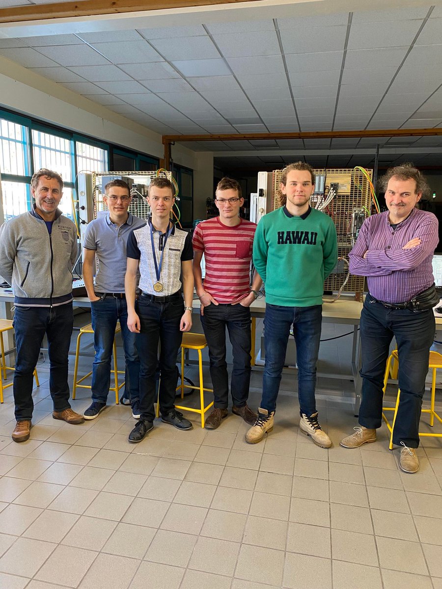 IUTStDie's tweet photo. Worldskills 🏆ça vous dit quelque-chose ? C'est le plus grand concours des métiers au monde !🌍
👉 Le département GEII de l'IUT prépare 6 étudiants dans le domaine du contrôle industriel et mécatronique
@univlorraine @worldskillsfrance @worldskills #iutsd #worldskills #geii #a2i https://t.co/hxKOzraSXO