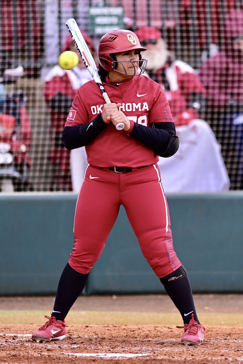 joshuagateley's tweet photo. NCAA softball is already growing, but you know what would make it even bigger? Pitching to this woman. And no offense to the opposing pitchers, but that’s the only way you’re getting in a record book. I said no offense. #softball #ncaa #BoomerSooner #Sooners https://t.co/uPMtNEfozu