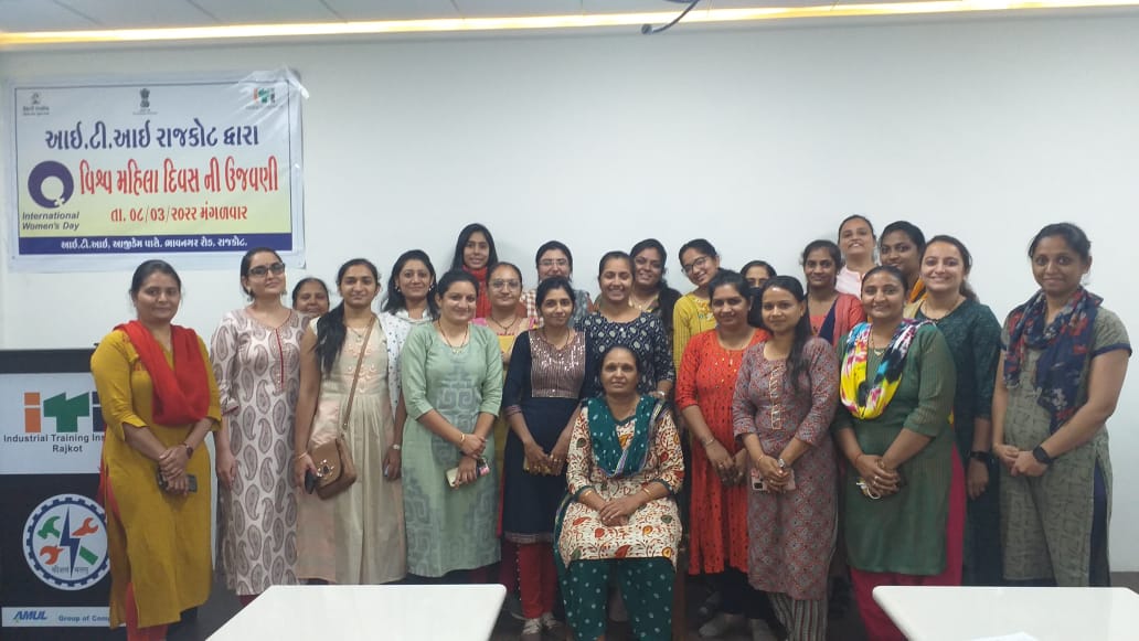 ItiNodal's tweet photo. International Women's Day celebrated at ITI Rajkot.Discussion on ways to increase women participation in various Skilling  sectors  have also been conducted. @MSDESkillIndia @CMOGuj @brijeshmeja1 @DGT_MSDE  @CollectorRjt @lalit_sihu @PMOIndia  @anju_sharma_ind @GSDMOfficial https://t.co/HB56fGPzkA