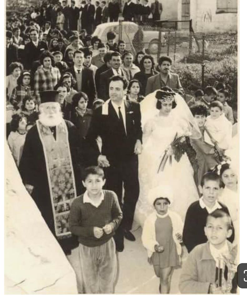 Blueyonetwo's tweet photo. Wedding Parade/ #Kondemenos Village/#Kyrenia district/Late 1960s/Early 70s (my guess)//Dugun alayi/ #Kilicarslan/ #Girne/ 1974 oncesi/ #Cyprus #ancientcustoms https://t.co/gm8mCkOPUI