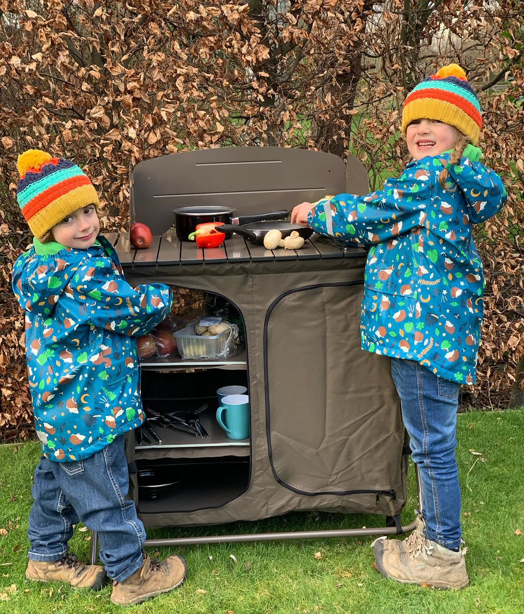 Aosom_UK's tweet photo. Get ready for the camping season with this fab camping kitchen!
IG: @justanormalmum_
Shop now and enjoy FREE delivery 👉https://t.co/BoRlpWZhn0
#travel #camping #nature #landscape #summer #goodvibes #sunrise #ocean #travelawesome #forest #aosom #homcom #outsunny https://t.co/qIkcTNxLJA