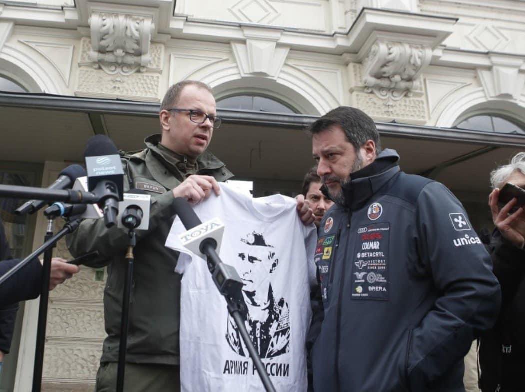 Se alle olimpiadi esistesse la medaglia d’oro per le figure di merda oggi l’Italia avrebbe un nuovo record del mondo 🥇#salvini