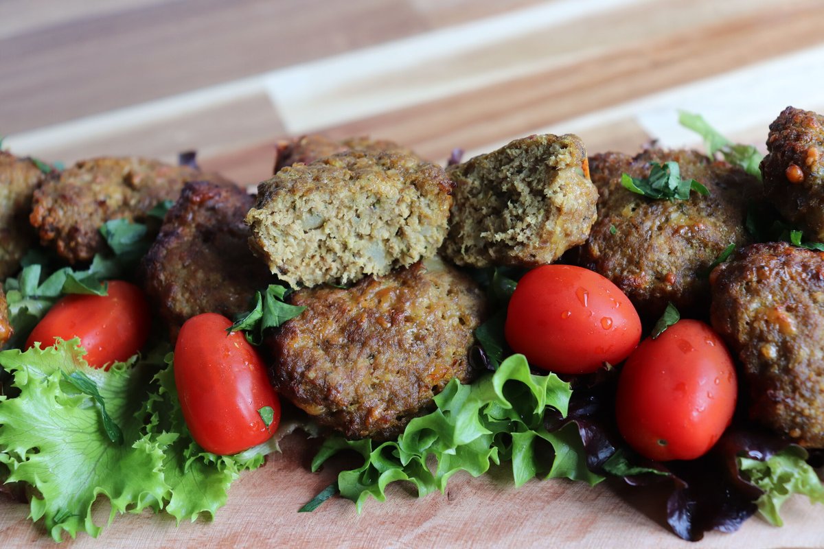 ItsFoodoClock1's tweet photo. 𝐁𝐞𝐞𝐟 𝐏𝐚𝐭𝐭𝐢𝐞𝐬 (𝐏𝐮𝐥𝐩𝐞𝐭𝐭𝐢 𝐭𝐚𝐥-𝐋𝐚ħ𝐚𝐦) 🇲🇹
𝐈𝐭'𝐬 𝐅𝐨𝐨𝐝 𝐨'𝐂𝐥𝐨𝐜𝐤! ⏰
#beef #patties #malta #recipe #foodblog #food #meat #itsfoodoclock #beefpatties #pulpetti #traditional #delicious #yummy #eat #hungry #cooking #tasty #yum 
https://t.co/GjLKi9ON4O https://t.co/T0QVXPMQfV