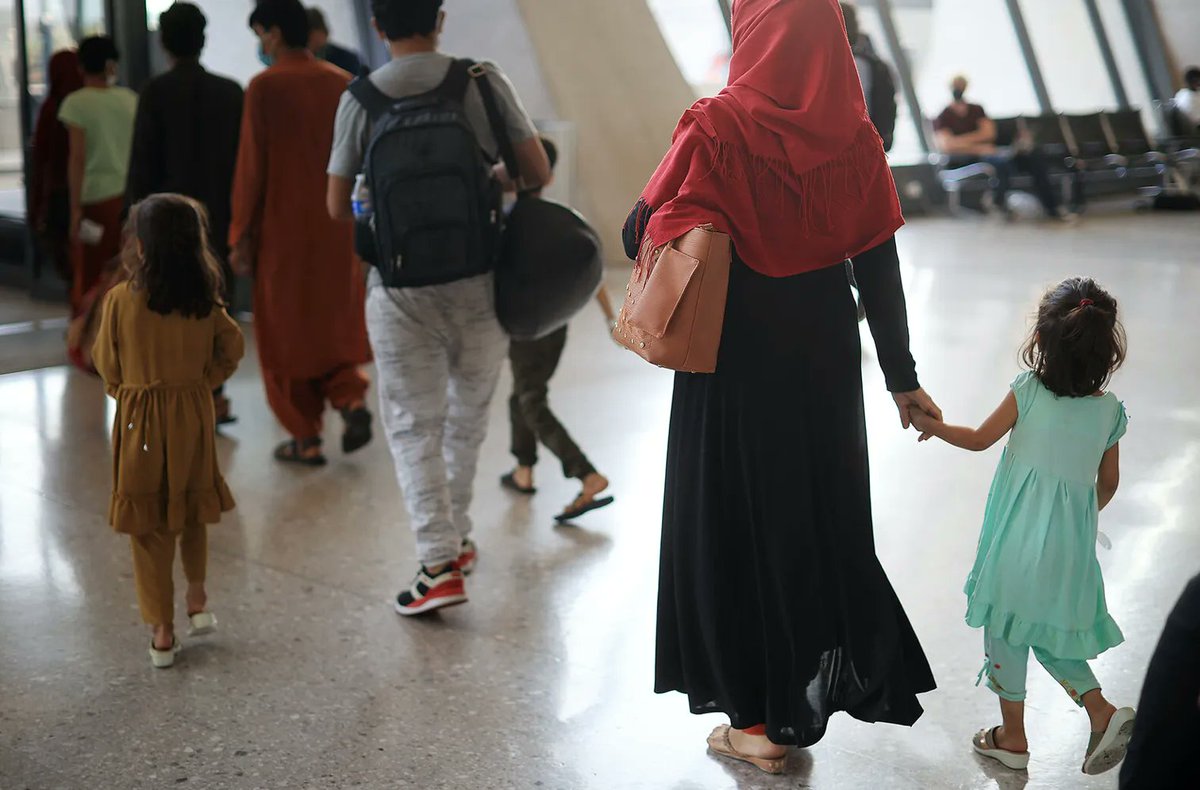 refugeepathways's tweet photo. “Migration is a gender justice issue. A person’s gender significantly influences their decision to flee, their experiences on the move, and their ability to resettle". In our latest blog, @Sylvia_Maier spoke to us about how gender impacts migration. https://t.co/vaX2jmUs5e #IWD https://t.co/f5rG3owWUC