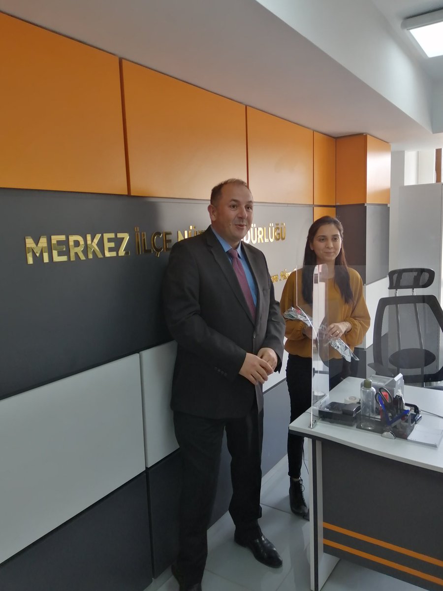 8 Mart Dünya Kadınlar Günü münasebetiyle nazik hediyeleri için @BulentComert06 Müdürümüze teşekkür ederiz.