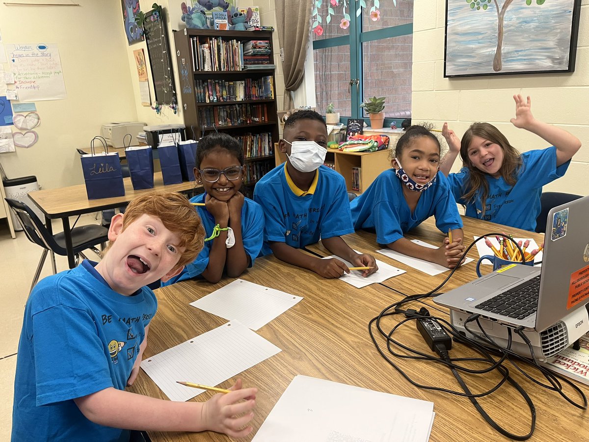 2nd grade math bowl team! <a href="/HCTM_Math/">Math Council</a> #mathbowl #goMullerGators! Thank you <a href="/MullerMagnet/">Muller Elem. Magnet</a> pta for our amazing shirts!