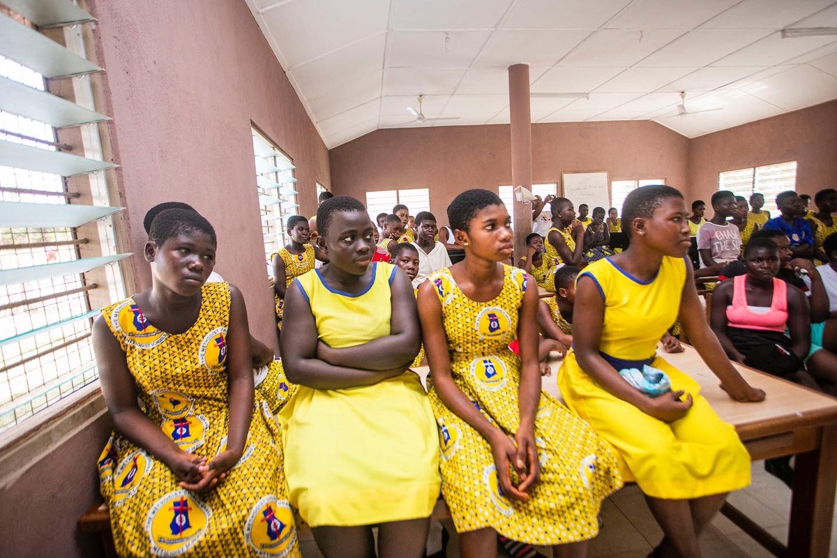 Arise2ConnectAF's tweet photo. In Honor of all women across the Globe, we wish you all Happy International Women’s Day. #internationalwomensday 
#arisetoconnectafrica 
#arisewomen 
#women 
#womensday 
#womensday2022 https://t.co/UZAMb9P0JX