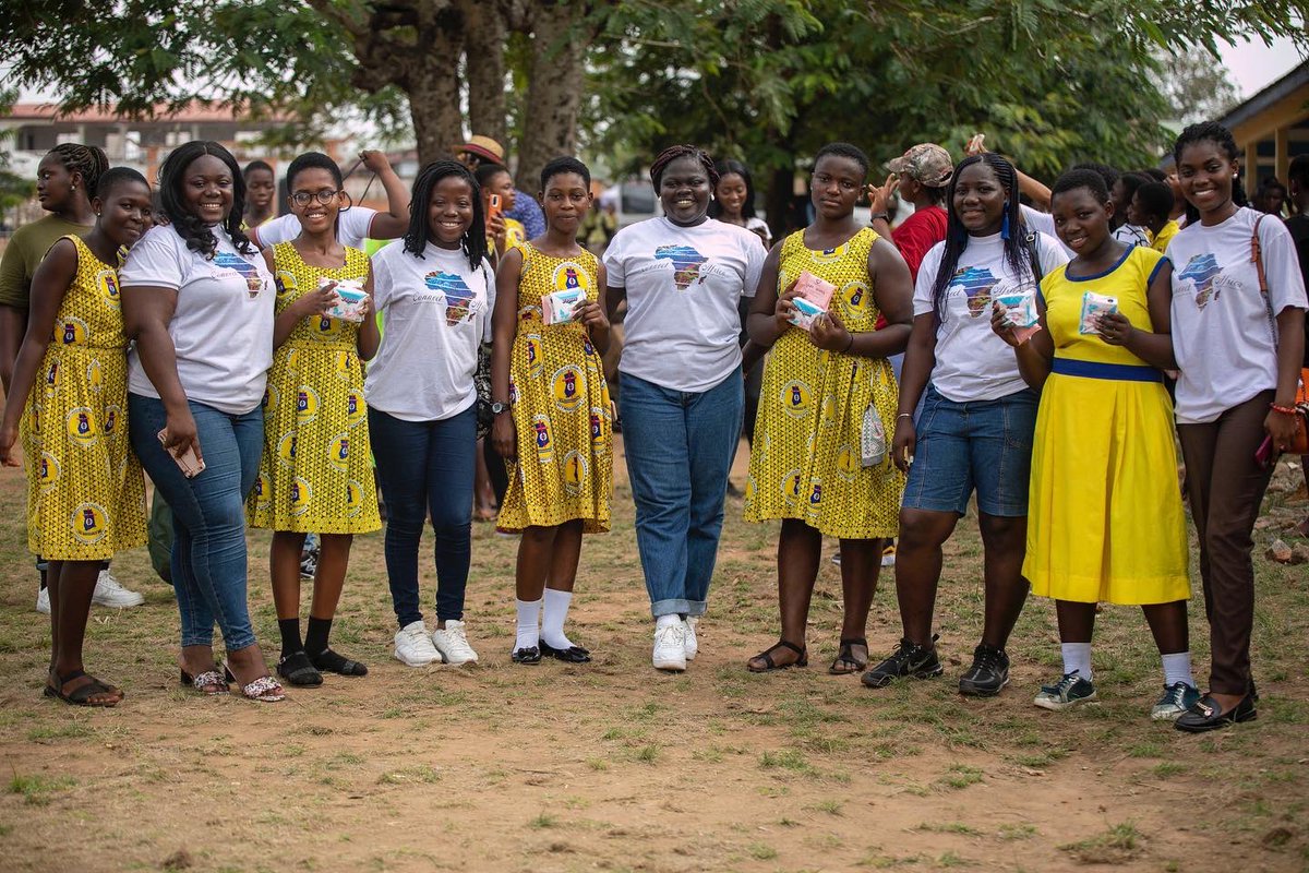 Arise2ConnectAF's tweet photo. In Honor of all women across the Globe, we wish you all Happy International Women’s Day. #internationalwomensday 
#arisetoconnectafrica 
#arisewomen 
#women 
#womensday 
#womensday2022 https://t.co/UZAMb9P0JX