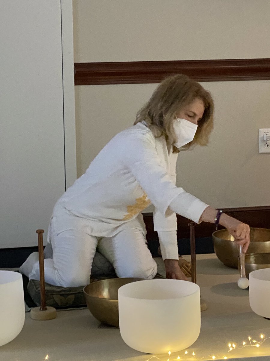 Another example of how we can embrace self care at work- Thank you Roberta - you bring beautiful gifts to ⁦<a href="/GreenHosp/">Greenwich Hospital</a>⁩ .