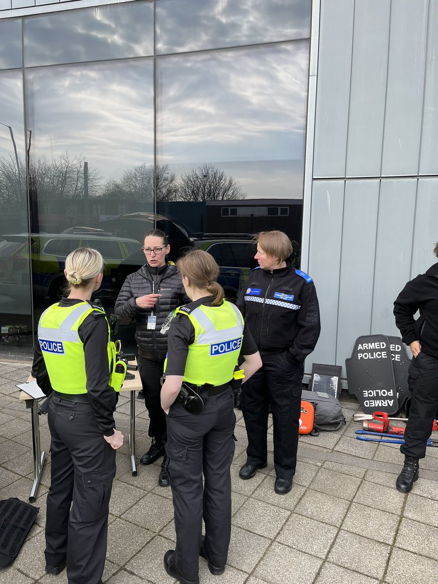 Today we showcased what we as females do within our Operations departments to celebrate IWD! @ST_Police @BHX_Police @firearmsWMP @WMPDogs @FootballUnitWMP @FSU_WMP @dronesWMP @OSU_WMP @PA_WMP @WMPHistory @westmidspolfed @SarahBurtonWMP @WMPolice #BreakTheBias