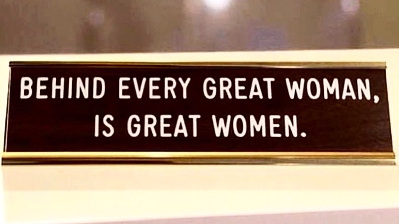 vilonamichael's tweet photo. To ALL the wonderful women doing it all on their own and being true badass ladies! May it be running a business, working hard at a side hustle, being an amazing activist, raising kids, navigating life on their own and growing more fabulous by each day. #internationalwomensday https://t.co/PhRtaV2GT8