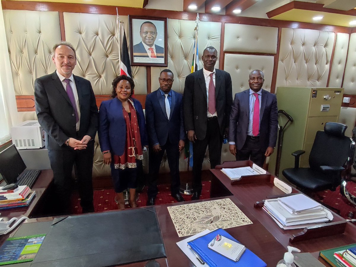 mwakima_dr's tweet photo. .@EduMinKenya @VTTMoE  @EASTRIPSTI This afternoon I hosted Chief of Section Youth, Literacy &amp; Skills Development- Hervé Huot-Marchand- UNESCO during a courtesy call at my office.Deliberations centered on new trends in UNESCO for digital &amp; green transition industry in TVET. https://t.co/DQlNx7aZI2