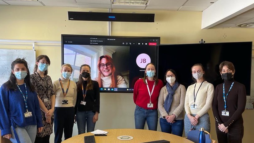 Happy International Women's Day! Here are a few of our lab - PI, postdoc, research assistant, PhD and Masters students 👩‍🔬 #IWD22 #BreakTheBias @NDSurgicalSci (post Nerd Club on Tregs, our fave!)