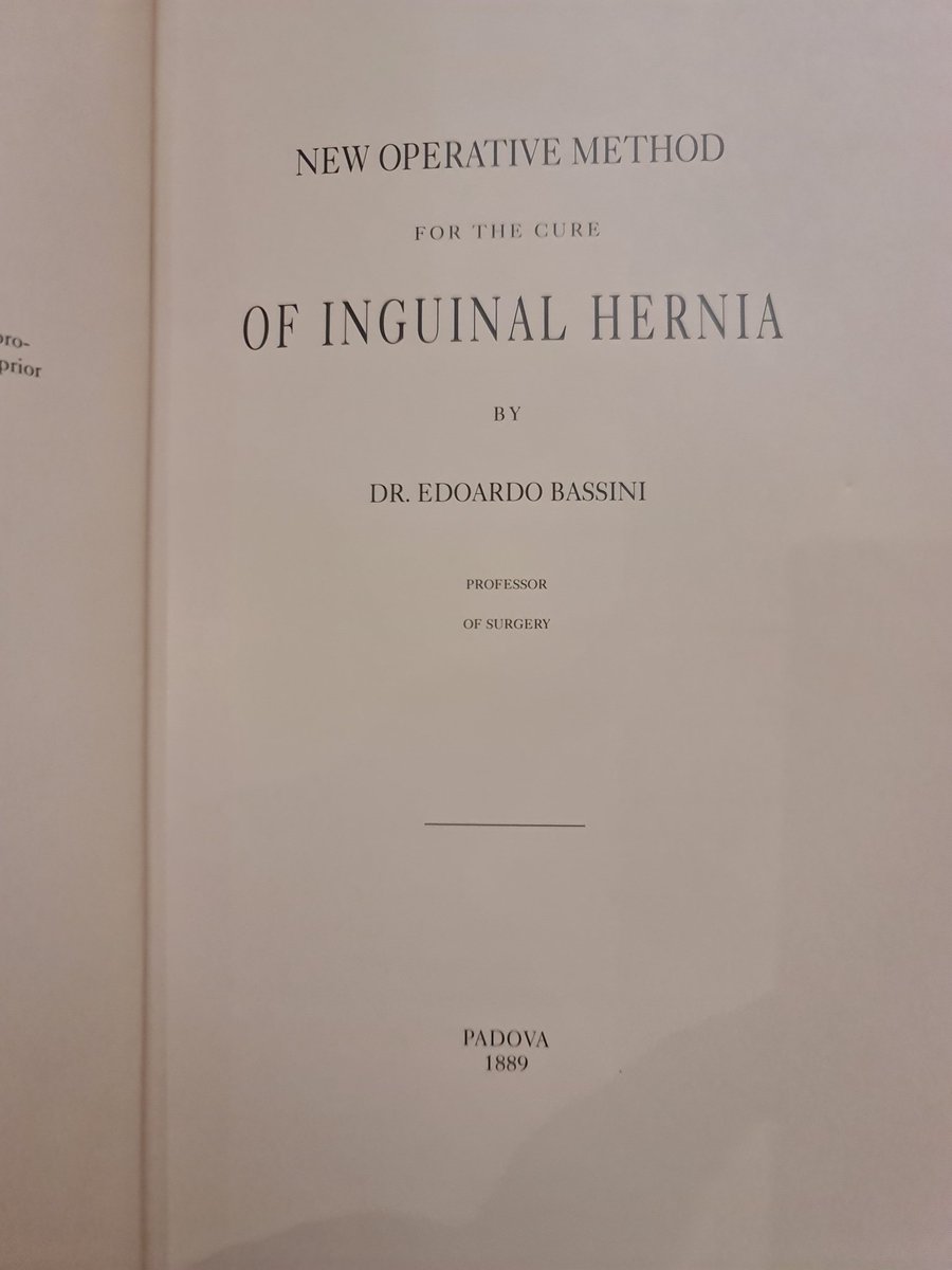 ALDhoheyan's tweet photo. كتاب تمنيته كتبه رائد جراحة الفتوق الإيطالى ينة١٨٨٩ أهدتنى إياه ابنتى
وهذا الجراح فتح الأبواب لإصلاح الفتوق الأربية بطريقة صحيحة
والطرق الآن تعتمد على مبادئ 
باسينى فى الجراحة. https://t.co/mEcRk6zRv6