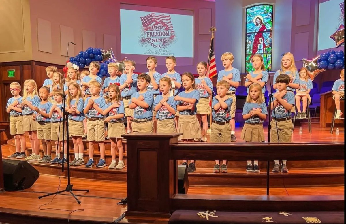 PlaymakerTeam's tweet photo. The kids are the cutest part of these pictures, but their t-shirts come in a close second! 👧🏼👦🏾🎤🎶

#madebyplaymaker #embroidery #screenprinting #customshirts #customhats #facecoverings #thread #branding #apparel #shoplocal #wiregrassarea #dothanal #lovedothan #localwire https://t.co/ph7J8yB8Zm