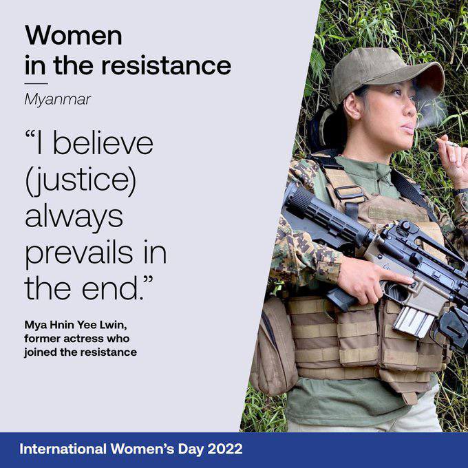 AnnaBae6104's tweet photo. More than a year after Myanmar’s coup, women are joining the ranks of armed anti-junta groups and assuming key posts, a trend they say is crucial to ending military rule and rebuilding a more equitable country.  #2022Mar8Coup  #WhatsHappeningInMyanmar https://t.co/iKbanlV8TT
