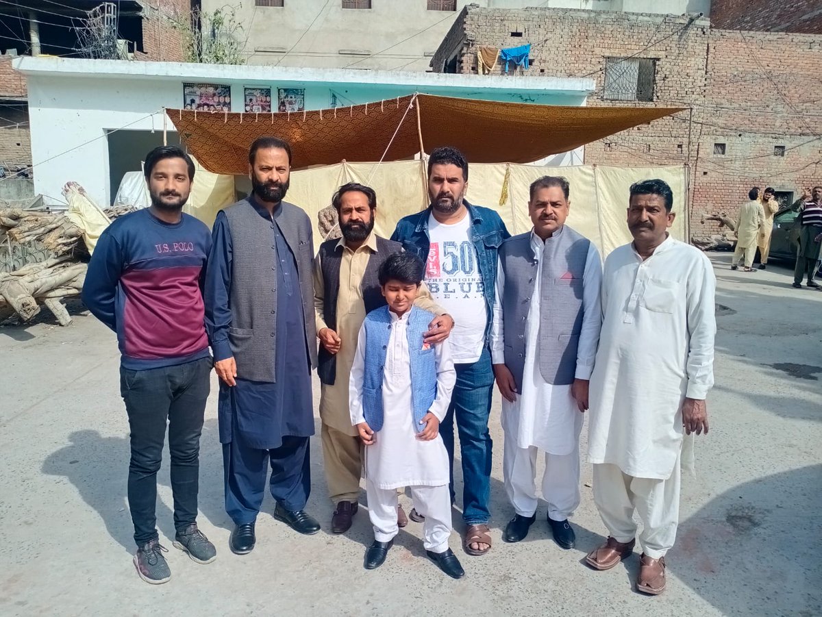 SyedALI89425683's tweet photo. بھیکے وال پنڈ ملک شبیر حسین کھوکھر کے والد کے ایصال و ثواب کے لیے قرآن خوانی میں شرکت کی https://t.co/PYtVxRU1Mp https://t.co/up9DmpsaAS