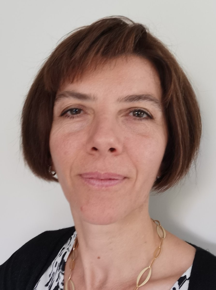 BRIC_Bordeaux's tweet photo. #JourneeDesDroitsDesFemmes
Focus sur @VaronChristine2, PU @univbordeaux, cheffe de l'équipe "Helicobacter-associated digestive cancers, cancer stem cells and therapeutic strategies".
#FemmeDeScience @DepartementSBM @Inserm
Retrouvez son parcours : https://t.co/uAWhXxJzTv https://t.co/cOivUSI7p1