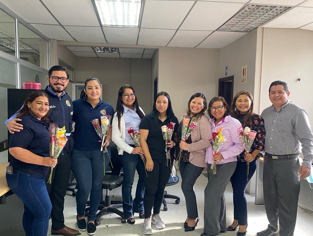 FabricioFreireG's tweet photo. #Guayas | La Dirección Provincial de la @ctecuador quiere celebrar hoy a todas nuestras compañeras luchadoras y aguerridas, comprometidas con el cambio institucional. https://t.co/LVHV5vuQLq
