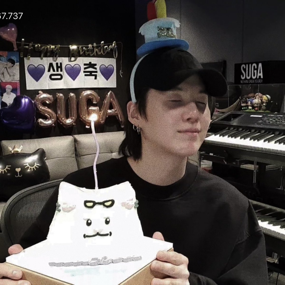 yunkistan0210's tweet photo. happy suga day💜
#HappyBirthdaySUGA #YOONGIDAY https://t.co/x87MxJmb3M