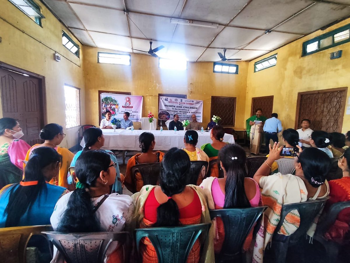 mopr_goi's tweet photo. #InternationalWomensDay is a day to recognize the extraordinary acts & contributions of women to build stronger & fairer societies.
Special #GramSabha for Women & Children organised at #Kachugaon under #Gossaigaon in #Kokrajhar District of #Assam to mark #InternationalWomensDay. https://t.co/EI46zLQ82x