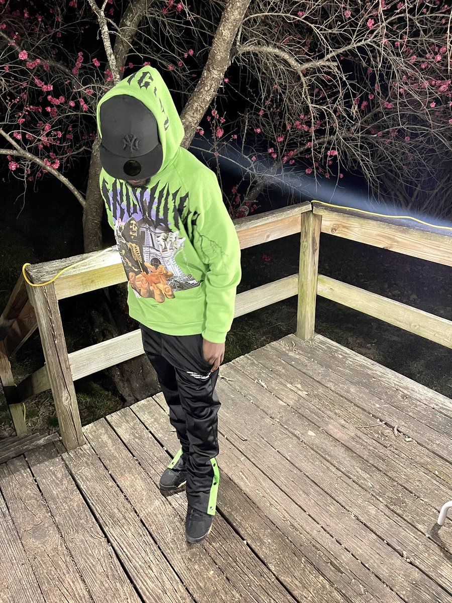 kidd_blvk's tweet photo. No emotion, just motion💨✅ https://t.co/P6B6MWiHsz