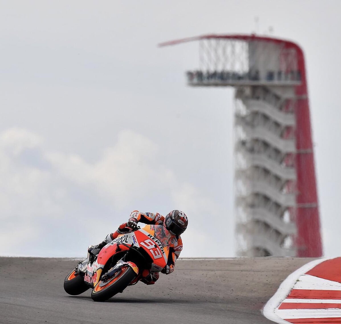 catarina93_73's tweet photo. The #AmericasGP 🇺🇸 weekend officially starts in 1 month!
Join us @ #Turn12 #Section9 cheering on @marcmarquez93 and @alexmarquez73
📍@COTA
#MM93FanZoneAustin
#AM73FanZoneAustin
@FanClubMM93 @FanClubAM73
🎟 https://t.co/BhBBllnmdd https://t.co/QTER9CnbOc