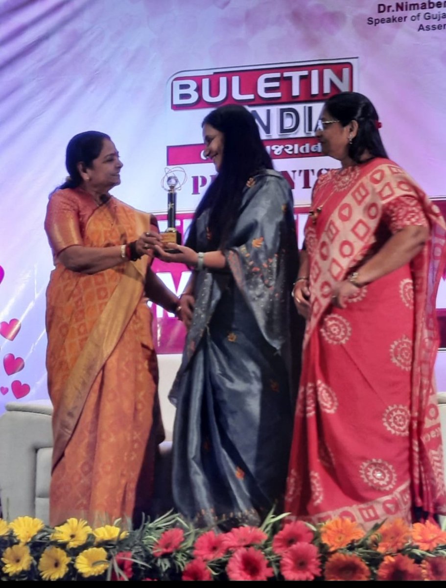 Delighted to awarded by Hon'ble Speaker Dr. Nimaben Aachrya, Vidhansabha, Gujarat and shared a stage with ma'am and Deputy Mayor, A'dbad for the distinguished contribution towards GENDER JUSTICE and social reforms. Thanks to Bulletin India... Happy International Women's Day