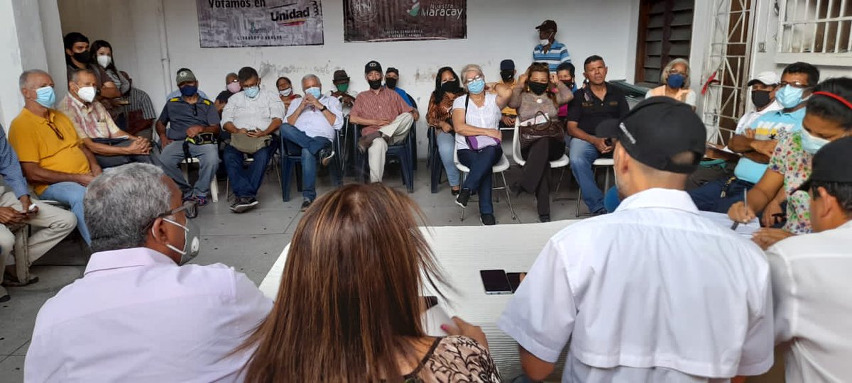 #08Mar ⏩ En el marco de la Gira de nuestras autoridades seccionales correspondió al <a href="/cemadgirardot/">AD en GIRARDOT</a> el turno.

Energica reunión para marcar la pauta que en <a href="/ADemocratica/">Acción Democrática</a> para este año han expresado nuestros compañeros <a href="/hramosallup/">Henry Ramos Allup</a> y <a href="/prospericarlos/">Carlos M. Prosperi</a>.

#NuestraMaracay