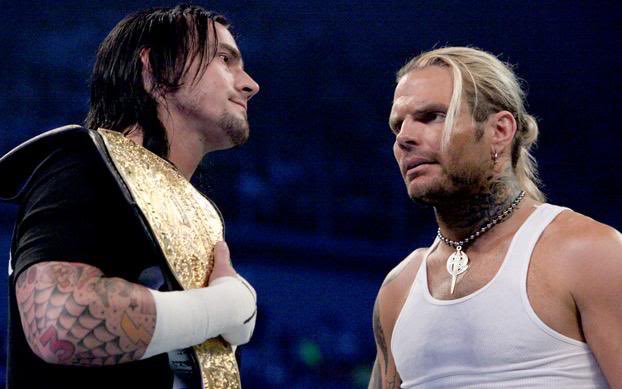 RT @bysenicog: Soon we will see Jeff Hardy and CM Punk again https://t.co/sCMTU6UN95
