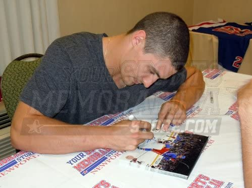 NYRangerFanclub's tweet photo. 🚨GAME DAY GIVEAWAY!🚨

📲RETWEET and FOLLOW to ENTER!

If Chris Kreider Scores 2 Tonight vs The Wild, We will #giveaway this SIGNED Photo! #NYR 

https://t.co/o1AQu2EjXN https://t.co/REoNjSz4Dg