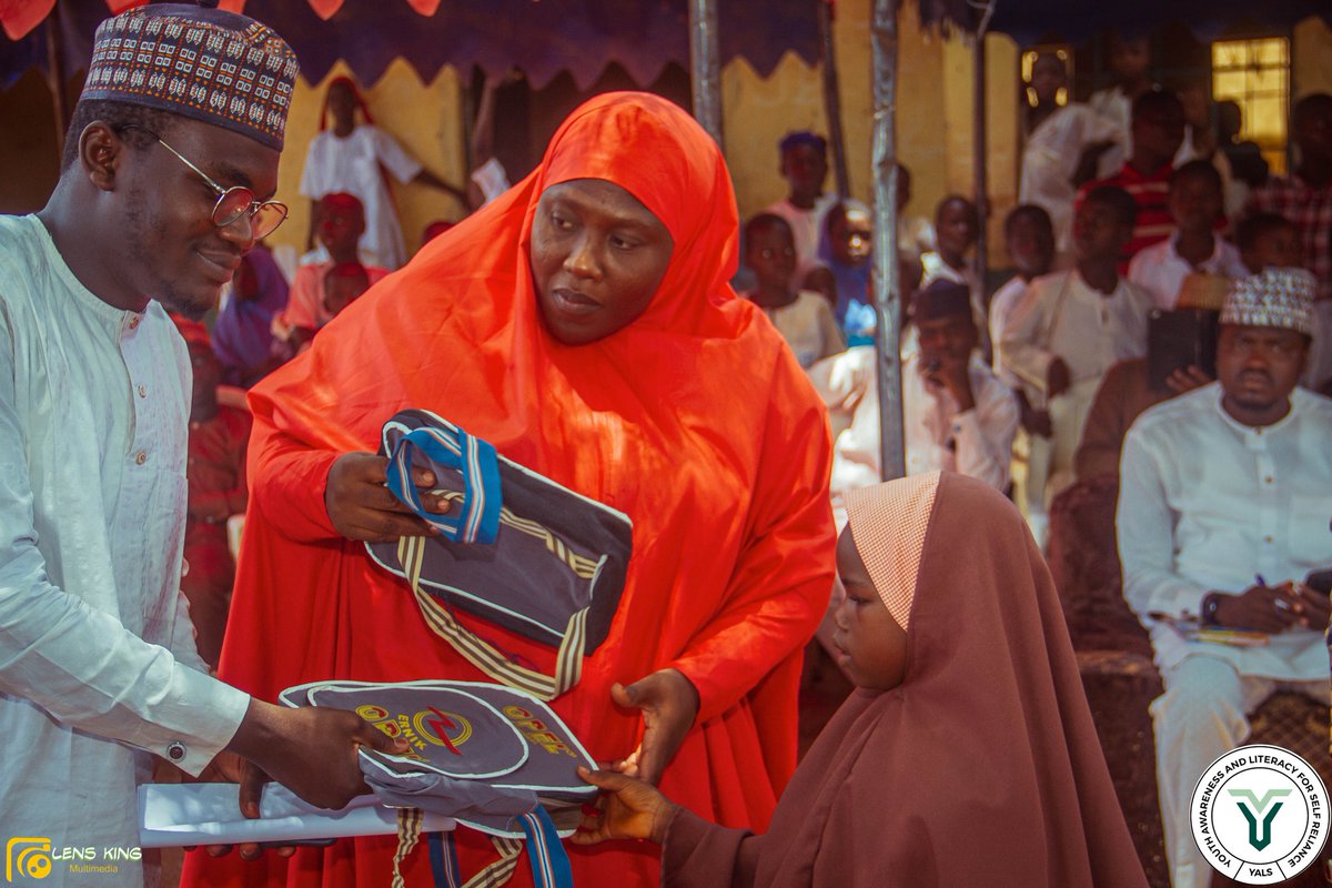 YALSNG's tweet photo. Happy International Women's Day! 

No society can thrive when its women are neglected or mismanaged. With empowered women, a prosperous future is guaranteed. .

#WomansDay 
Thank You, Sir @callmevlad 
#WomenDay2022 https://t.co/p0QDwn5q1b