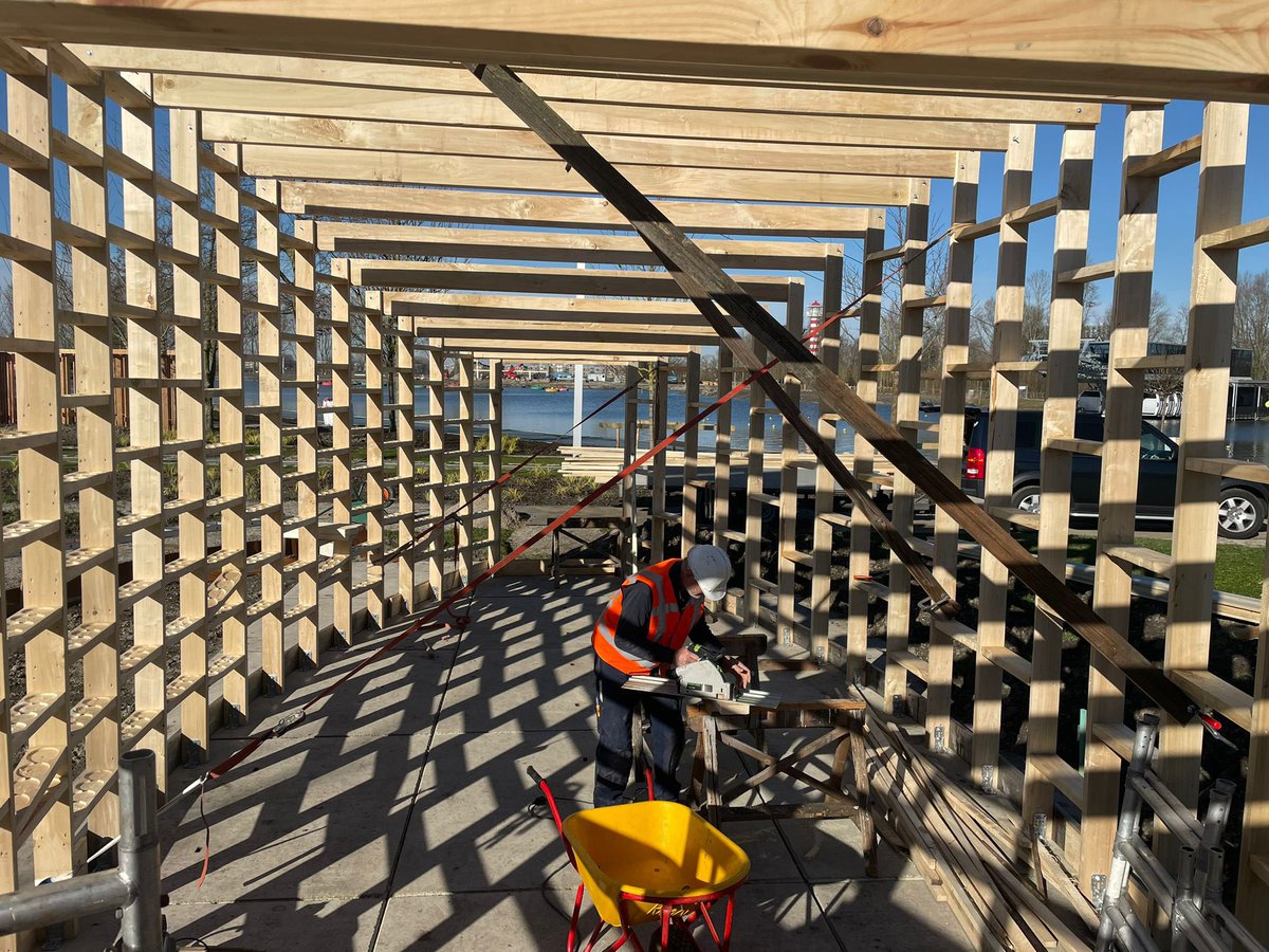 Arc2Principles's tweet photo. @FloriadeExpo 2022 verrijst het Paviljoen van de @AlmeerseWolunie: elegante vormen in lokaal geoogst populierenhout. Vakwerk door Kuperus&amp;Gardenier ontwerp @Arc2architecten https://t.co/1DXIcJf4ek