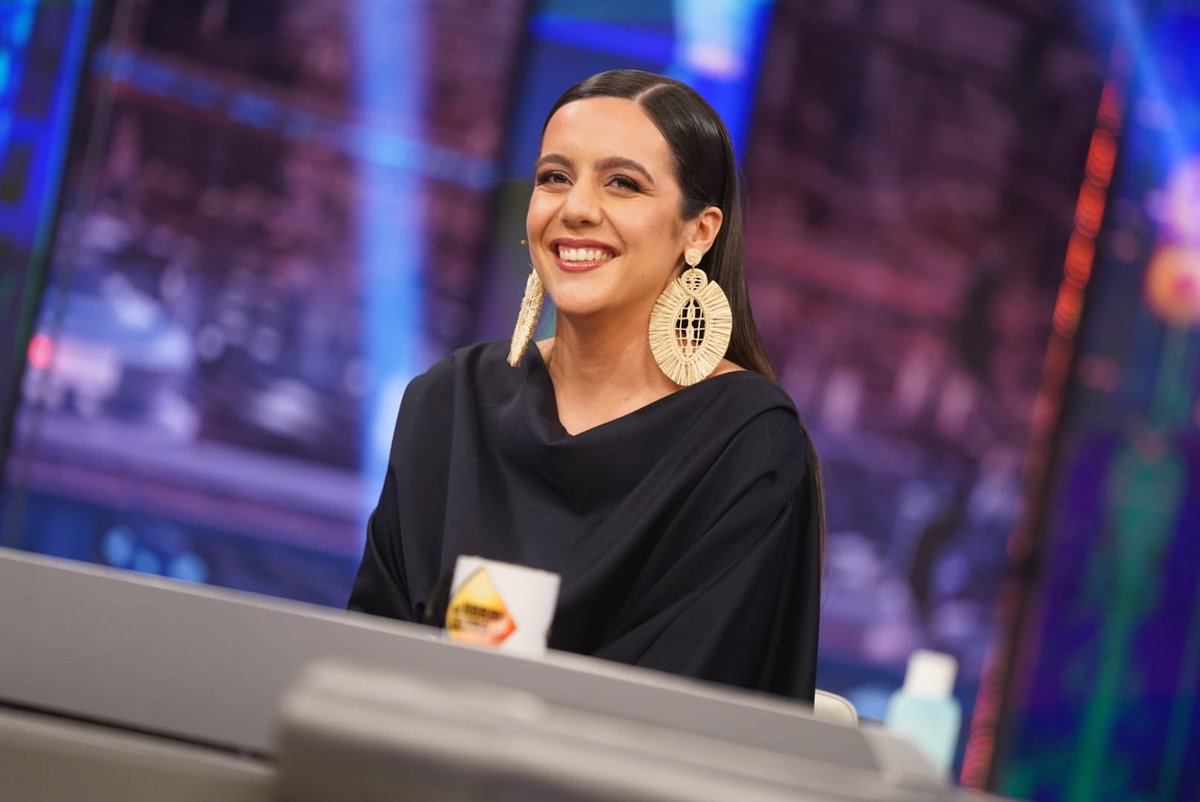 Marianohzapata's tweet photo. 👏🏻 Verdadero orgullo ver a @valeriacasrod esta noche en @El_Hormiguero . Su música y su amor por #LaPalma la hacen embajadora de nuestra isla. Eres #OrgulloPalmero   #CastroEH https://t.co/pjN2FDX3eQ