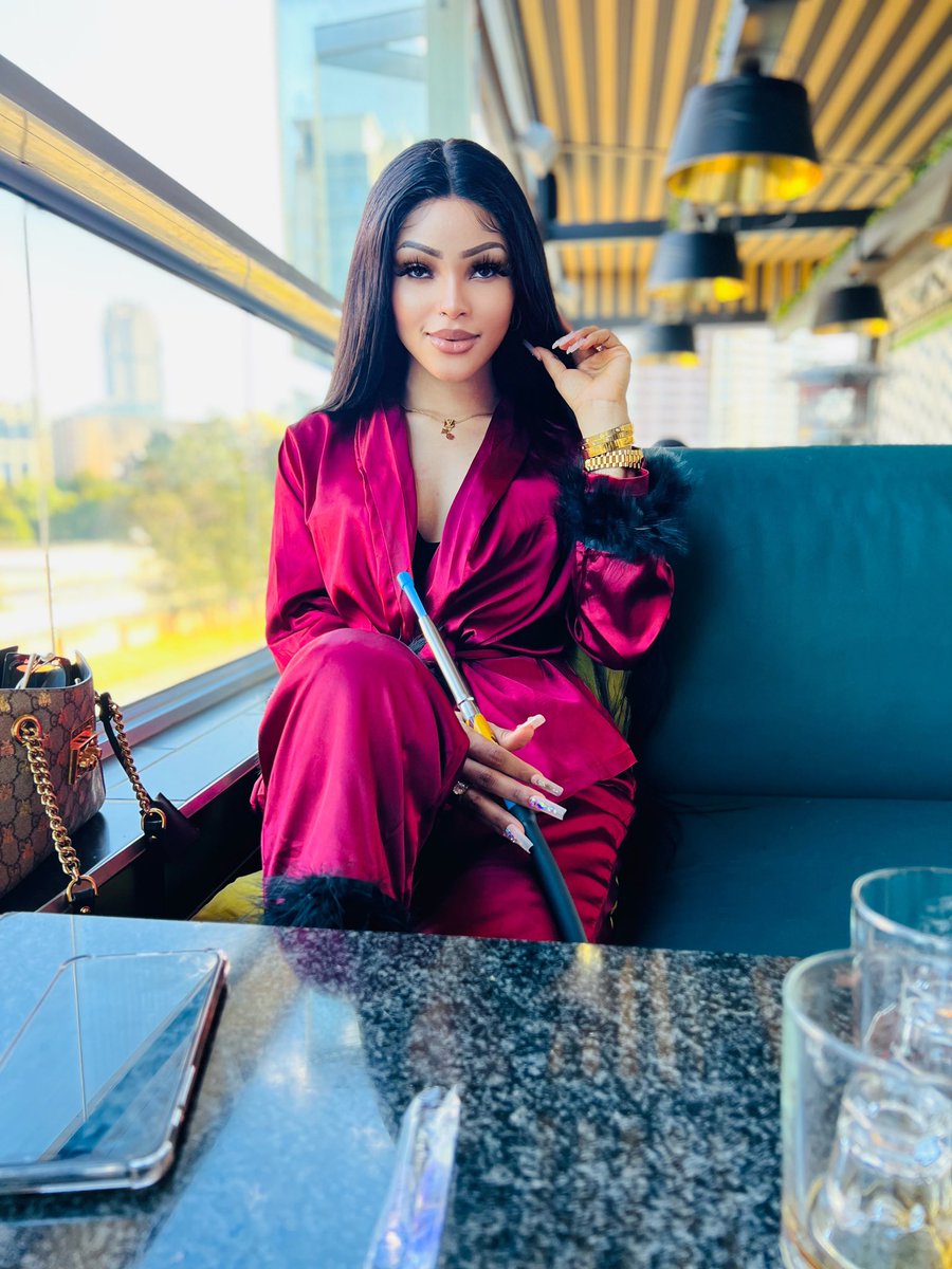 Biancaoli (@biancaoli18) on Twitter photo 