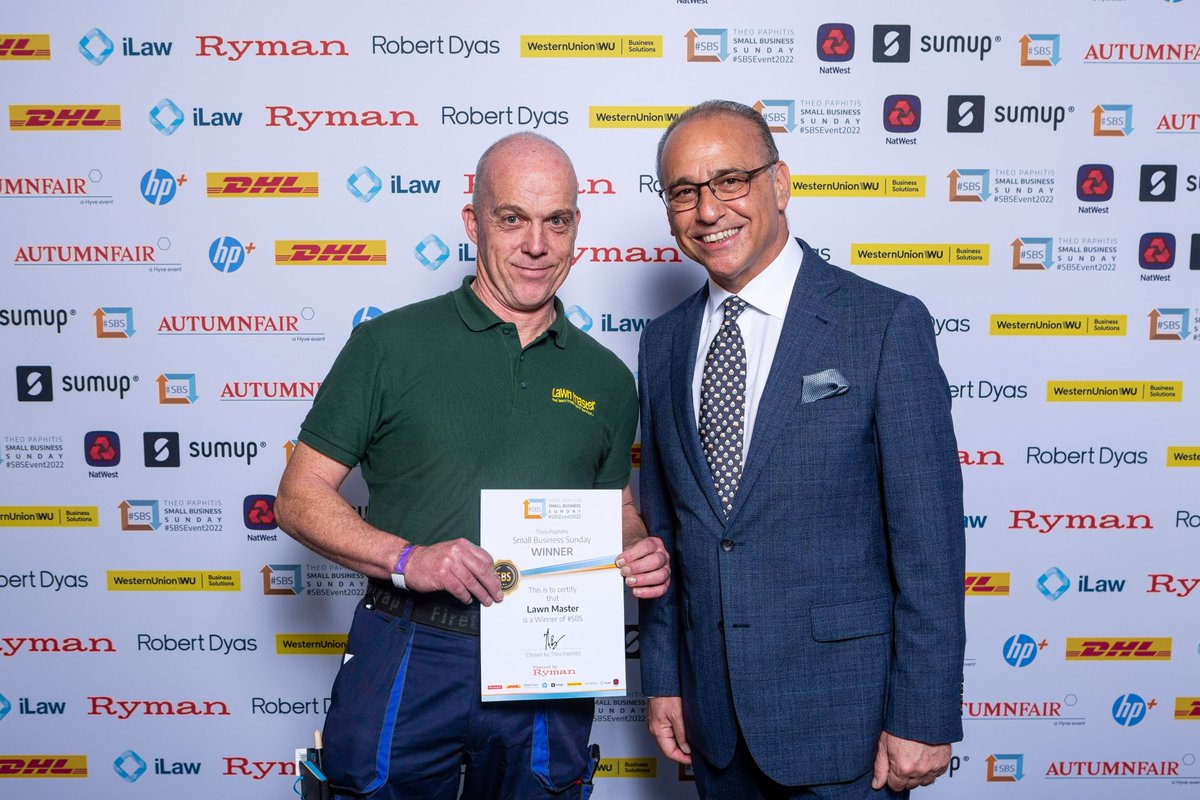 Sorry cheeky plug folks, but if you know anyone in my area who needs some help with the lawn please do shout #sbswinnershour 
bit.ly/2HeakjV