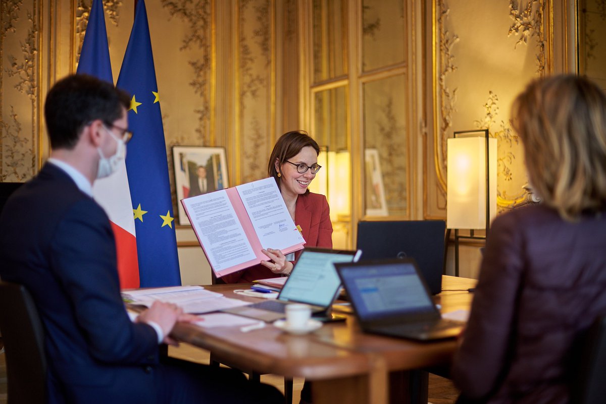 Amélie de Montchalin tweet media