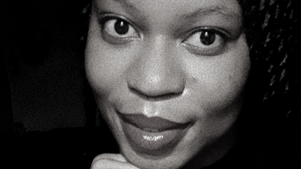 JAY_Literature's tweet photo. Mandisa Shandu [@MandisaShandu6] is a UCT student. Her visual art ‘Isolation_the feminine body’ won the Visual Art prize at the 2021 UCT Res4Res competition.

Click the link for a proper view of the award-winning piece in #JayLit issue 5❤️ (free download)

https://t.co/lWKnppFVCy https://t.co/RiIu6cQU8Q