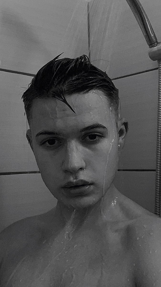 BogatiMate's tweet photo. Ki csatlakozik? 💦 
#gay #gayboy #lmbtq #lgbtq #retweet #hungary #viraltweet #bogatimate 
Minden retweet-ért likeolok 😘 https://t.co/xkCQUPl2VI