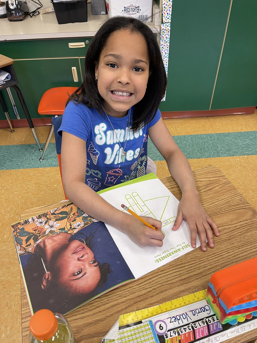 Mrs. Terry tweet media