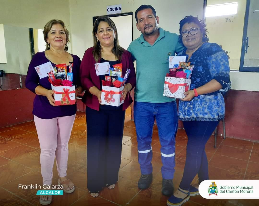 MoronaOfc's tweet photo. Iniciamos con alegría al conmemorar el Día Internacional de la Mujer con la participación de las mujeres del Sindicato de Obreros del Municipio de Morona, como una iniciativa de la Lcda. Doris Carvajal y el Ing. Franklin Galarza alcalde de Morona. https://t.co/MY29HVuk10