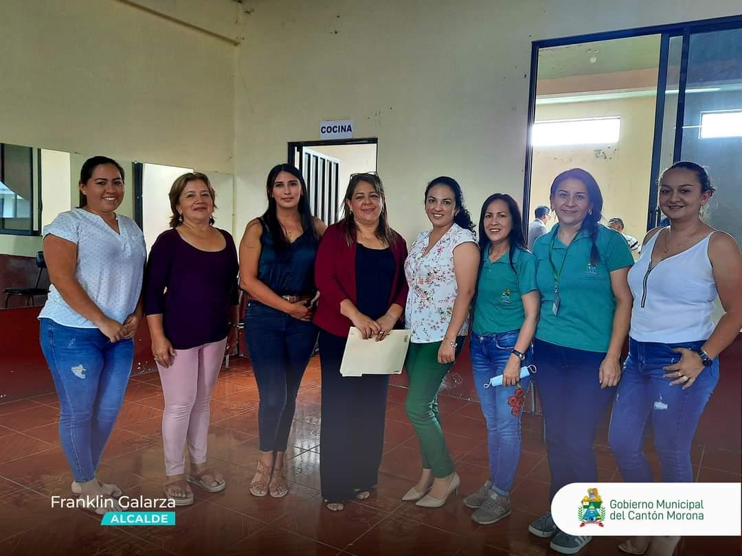 MoronaOfc's tweet photo. Iniciamos con alegría al conmemorar el Día Internacional de la Mujer con la participación de las mujeres del Sindicato de Obreros del Municipio de Morona, como una iniciativa de la Lcda. Doris Carvajal y el Ing. Franklin Galarza alcalde de Morona. https://t.co/MY29HVuk10