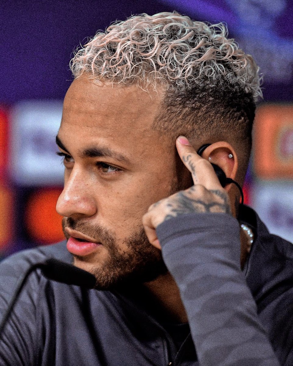 Neymar Jr. é o homem mais lindo do mundo.